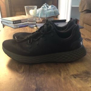 NoBull Ripstop runners size 9, great condition